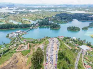 Центральный парк Симона Боливара