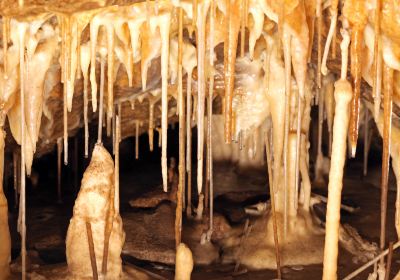 Grotagja Cave