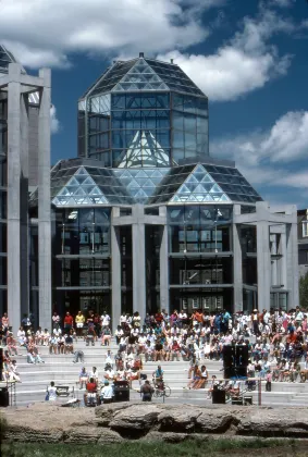 Разрешено размещения с домашними животными Отели в г. Оттава