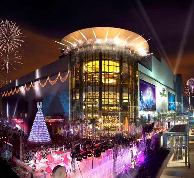 Hotels near Siam Paragon