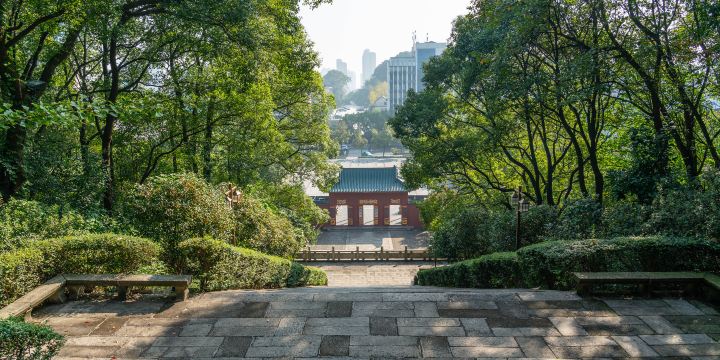 Jin'e Park