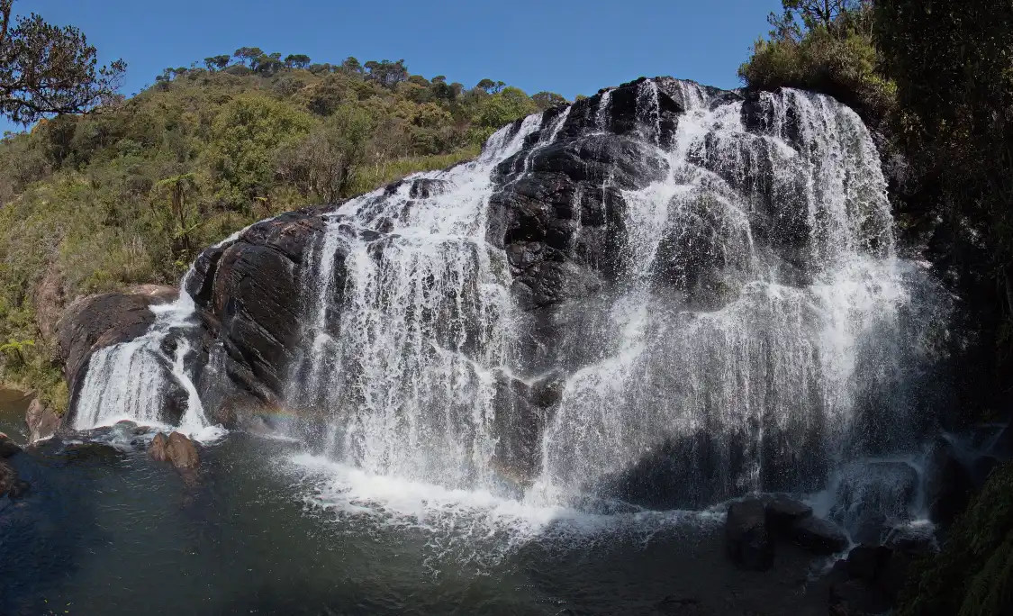 Các khách sạn gần Baker's Falls
