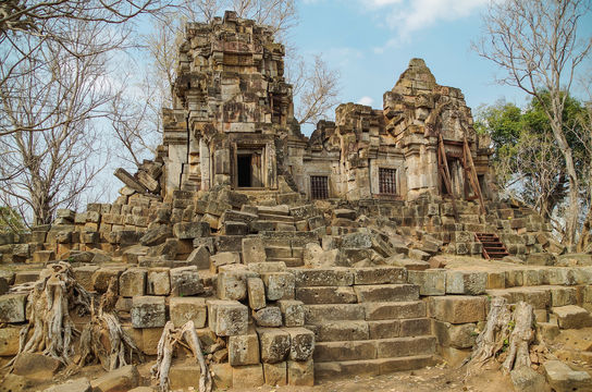 Ek Phnom Pagoda