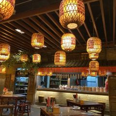Nanjing Impressions  (Zhongshanling) User Photo