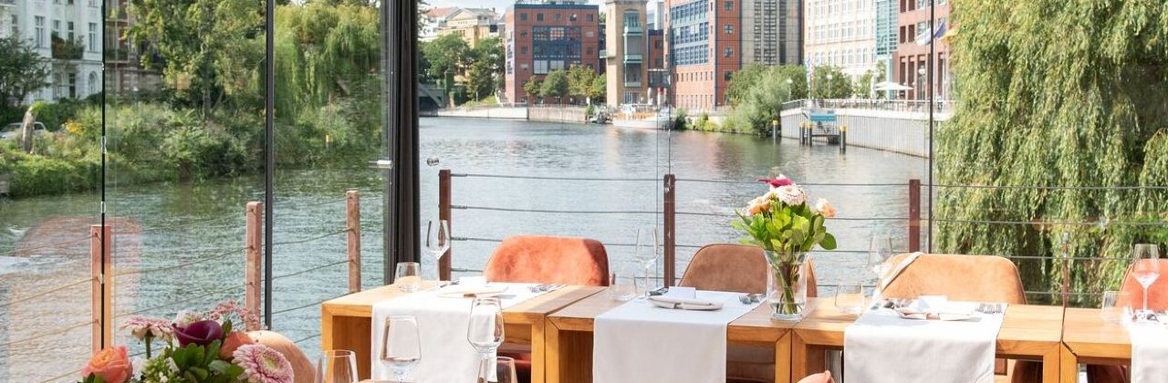 PATIO Restaurant on the water