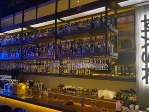 MASK Music &Craft Bar