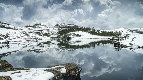 Jiaozi Snow Mountain - Heavenly Pond