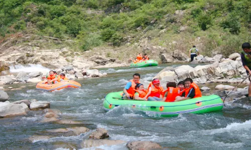 Xinglong County Red River Rafting