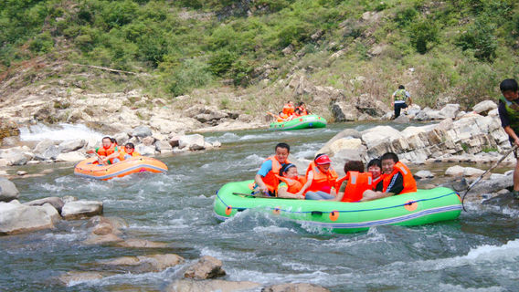 Xinglong County Red River Rafting