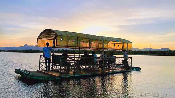 Ulan Buh Desert Shahai Lake Tourist Area