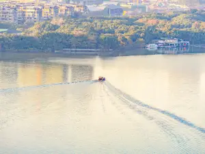 Qingshan Lake Scenic District