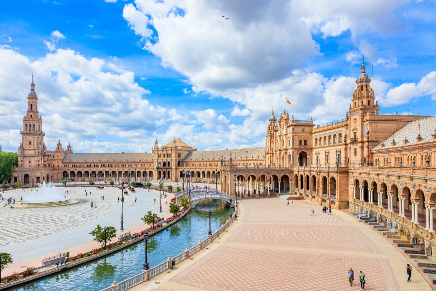 Morelia to Seville Flights