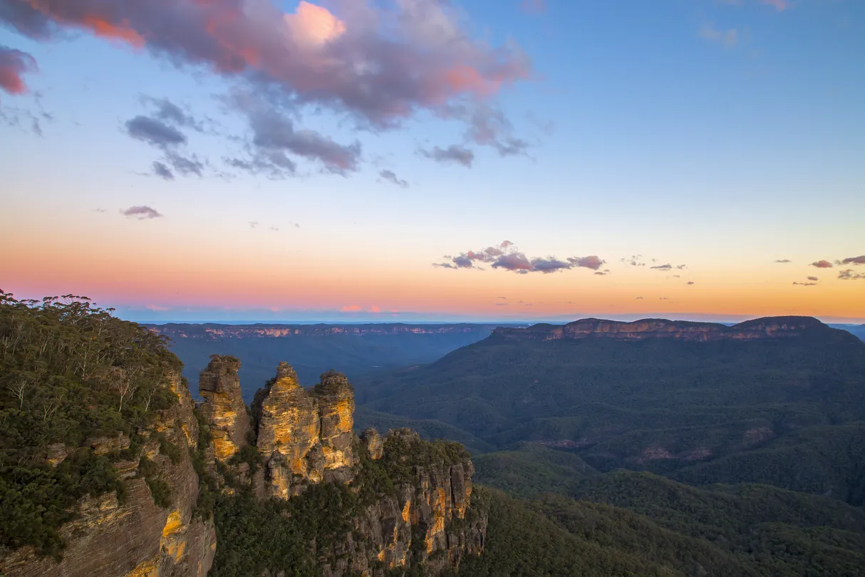 4_Three Sisters