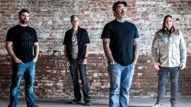 Darion | Staind: Break The Cycle 25th Anniversary Tour