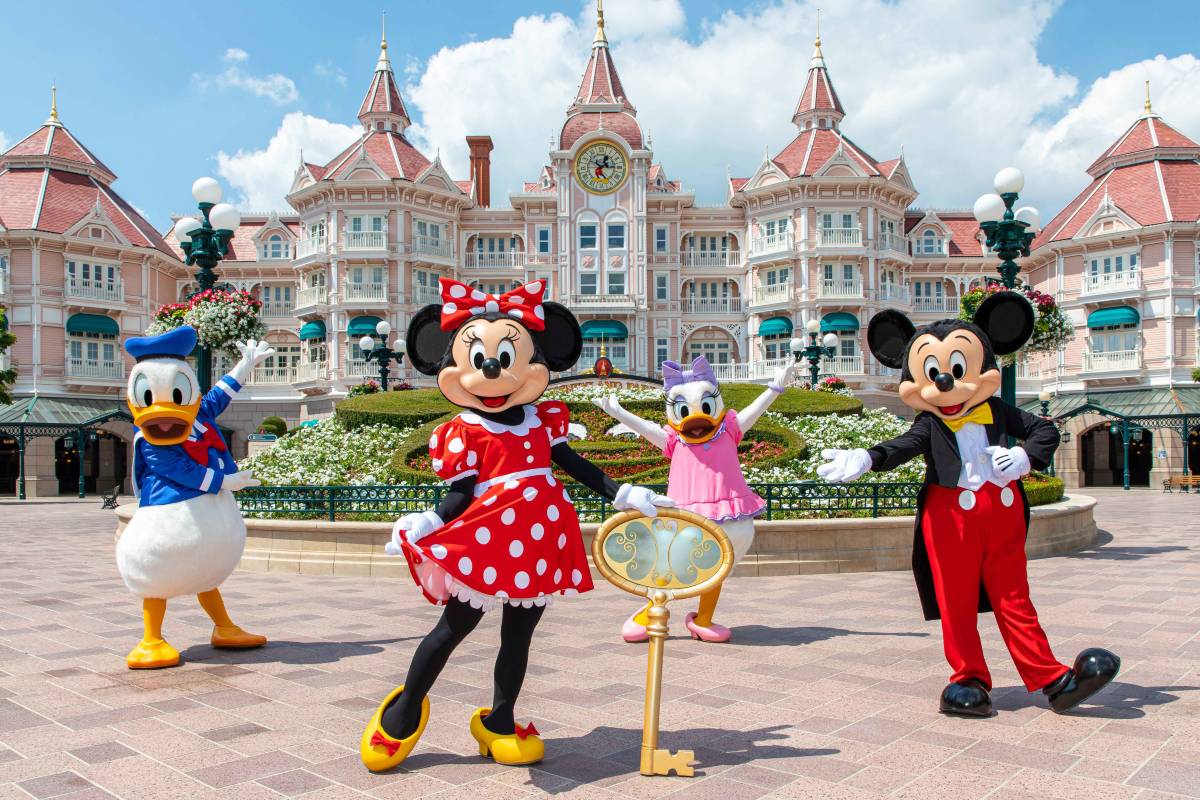 London to Disneyland Paris Trian times