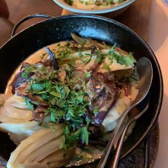 Colonna & Small's 여행 사진