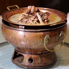 鑫月苑牛骨牛排骨火锅(黄甲店) User Photo