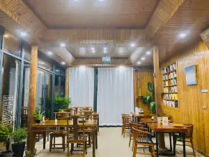 諸葛氏家餐廳(古堰店)