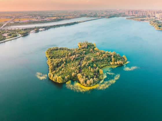 Mid-lake Island, Dingxiang Lake