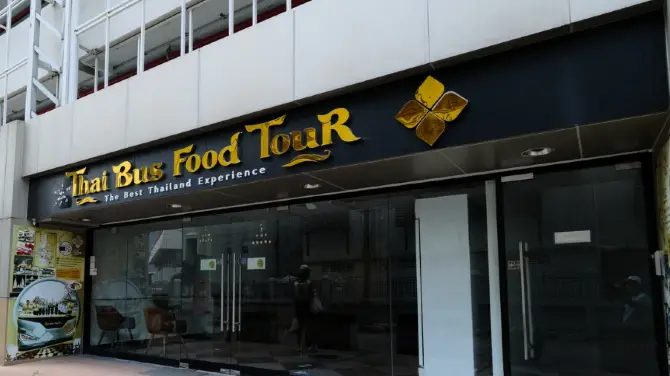 thai bus food tour reviews