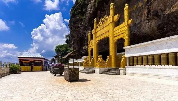 Dajueyan Temple