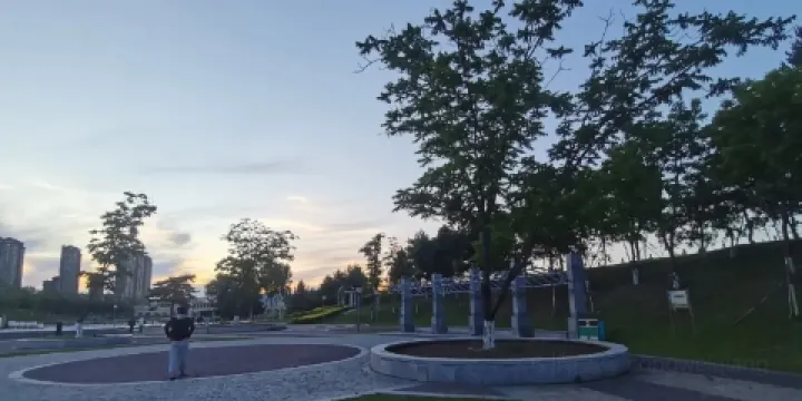 穆稜河公園（北環西路）