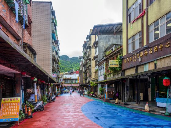 Ruifang Chezhan Houzhan Lao Street