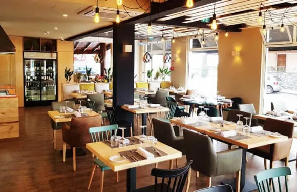 Laranjinha Bistro & Grill