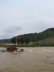 Yalu River Drifting