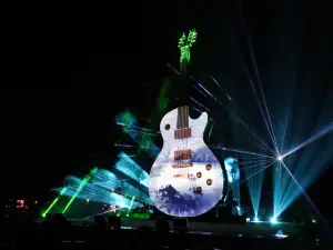 Ji'an Giant Guitar-Themed Square