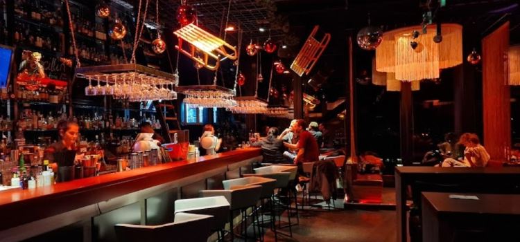 Bar Rouge