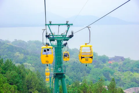 The Cableway of Yunlong Mountain