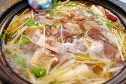 尚品牛味汤锅火锅(康定总店)