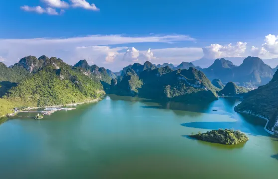 大龍湖景區來回接駁車票 + 遊船船票 + 大龍洞票大小同價