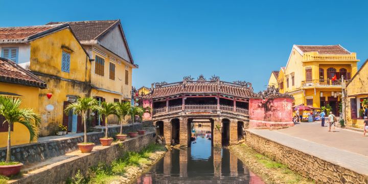 Japanese Covered-Bridge