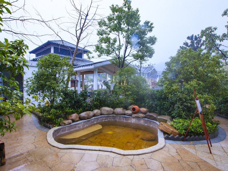 Yang Ming Hot Spring