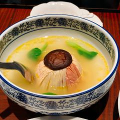 SHANGHAI CHIC User Photo