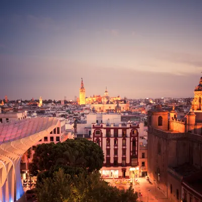 Отели с услугой баром в г. Уэльва