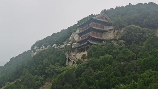 唏噓！天龍山石窟說到天龍山石窟，不禁讓人唏噓感嘆。去散千峰曉