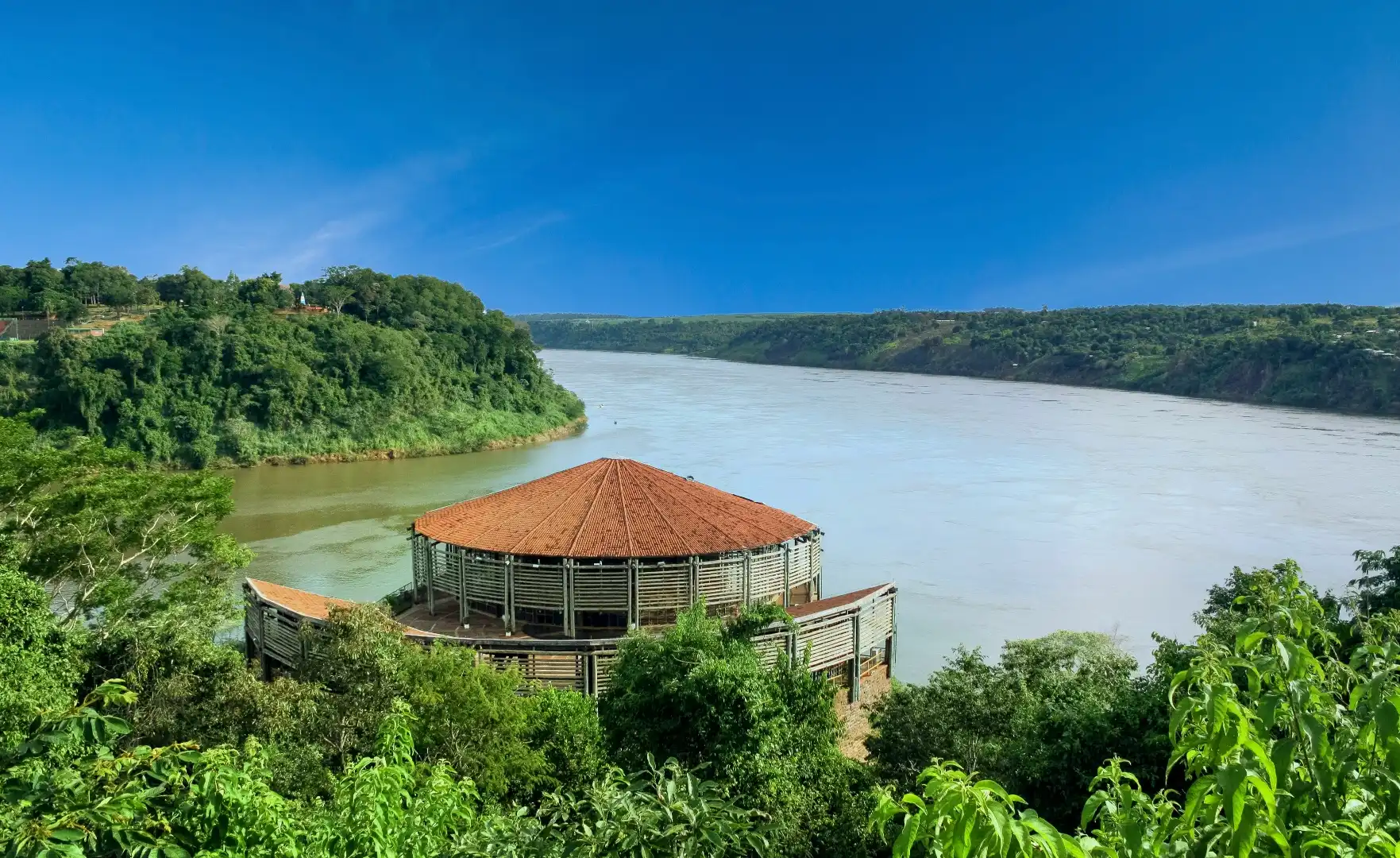 Hotels near Hito Tres Fronteras (Argentina)