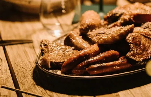 Dîner dans les vignes - Hotel Torre Vella Fontenille