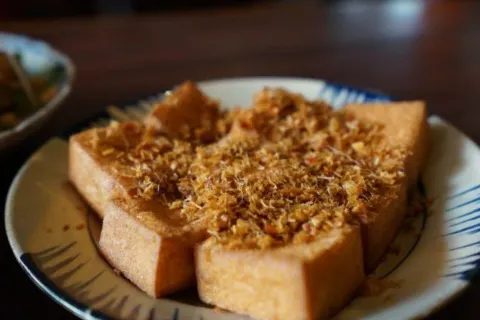 Cuc Gach Quan Restaurant