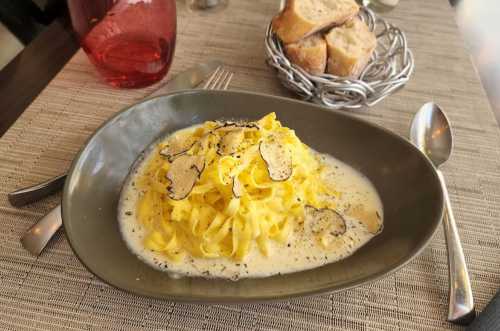 Restaurant Truffes Folies Paris 7e