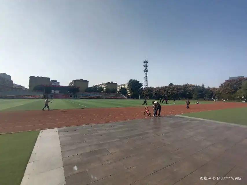 鄰近肥城市體育場的酒店