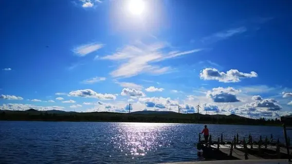 Jinlong Lake Scenic Area