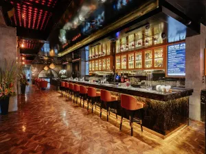 ShiShi Nightclub & Izakaya Lounge