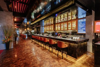 ShiShi Nightclub & Izakaya Lounge