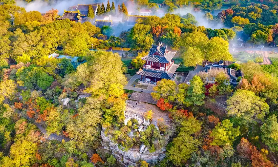 먼/검문 관광단지 주변 호텔