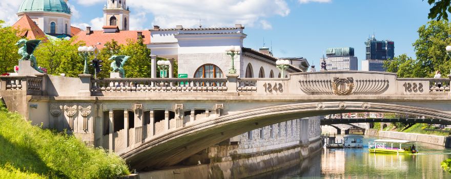 龍橋