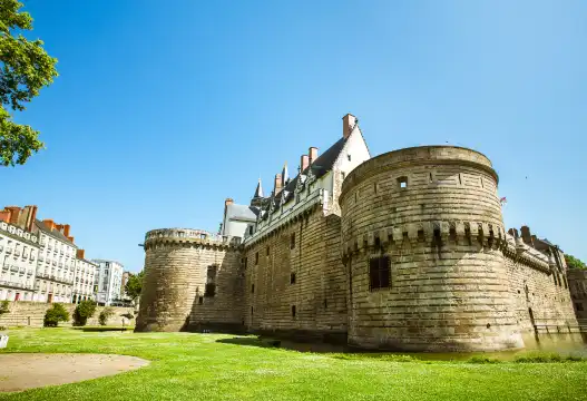 Hotels near Chateau des Ducs de Bretagne